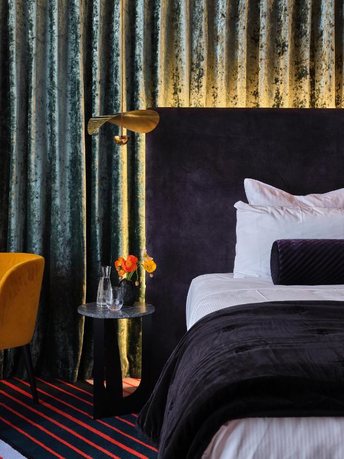 Naumi Hotel Уелингтън Екстериор снимка