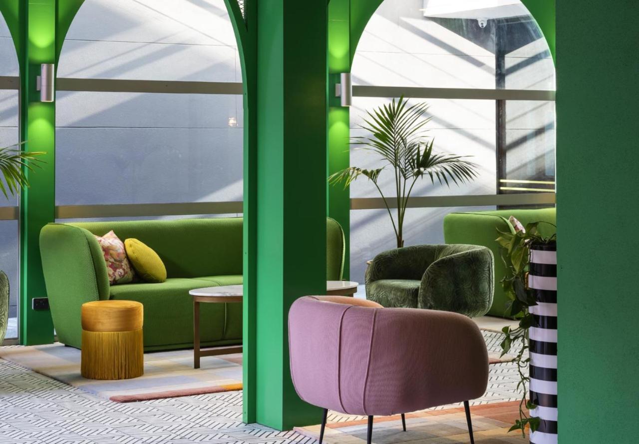 Naumi Hotel Уелингтън Екстериор снимка