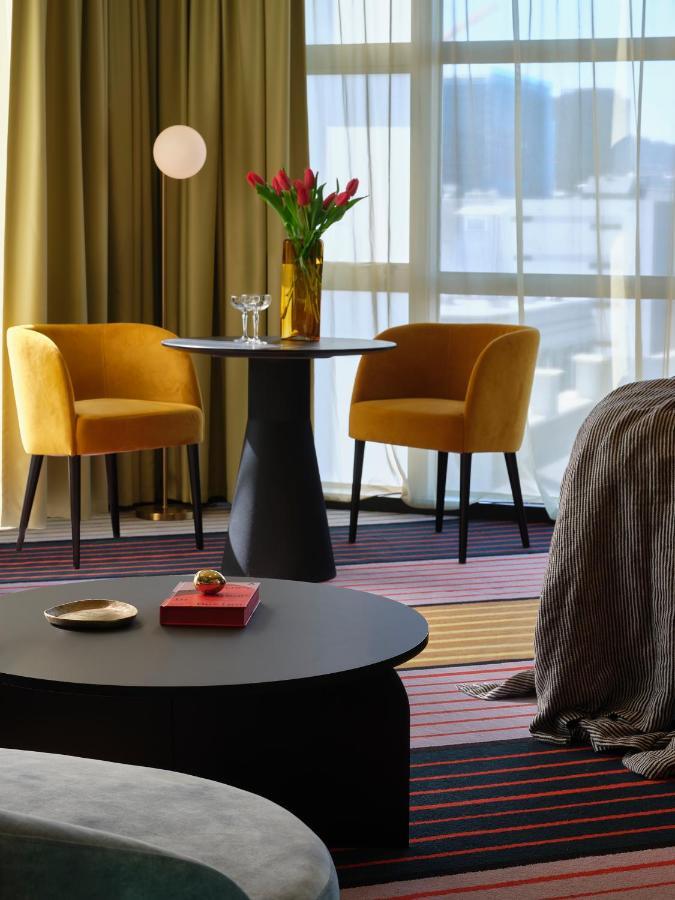 Naumi Hotel Уелингтън Екстериор снимка
