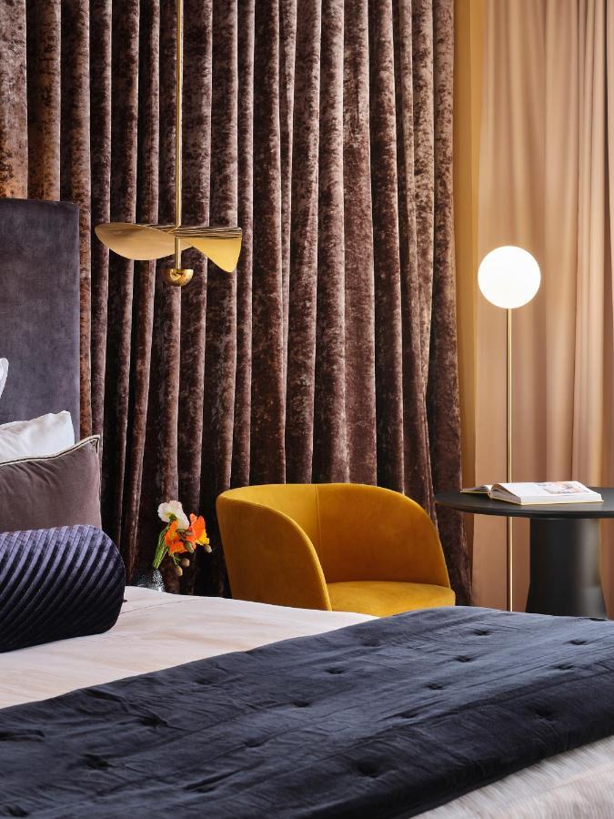 Naumi Hotel Уелингтън Екстериор снимка
