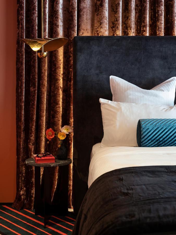 Naumi Hotel Уелингтън Екстериор снимка