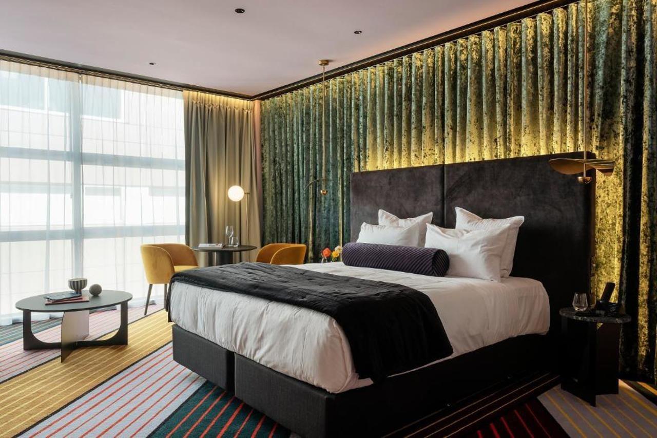 Naumi Hotel Уелингтън Екстериор снимка