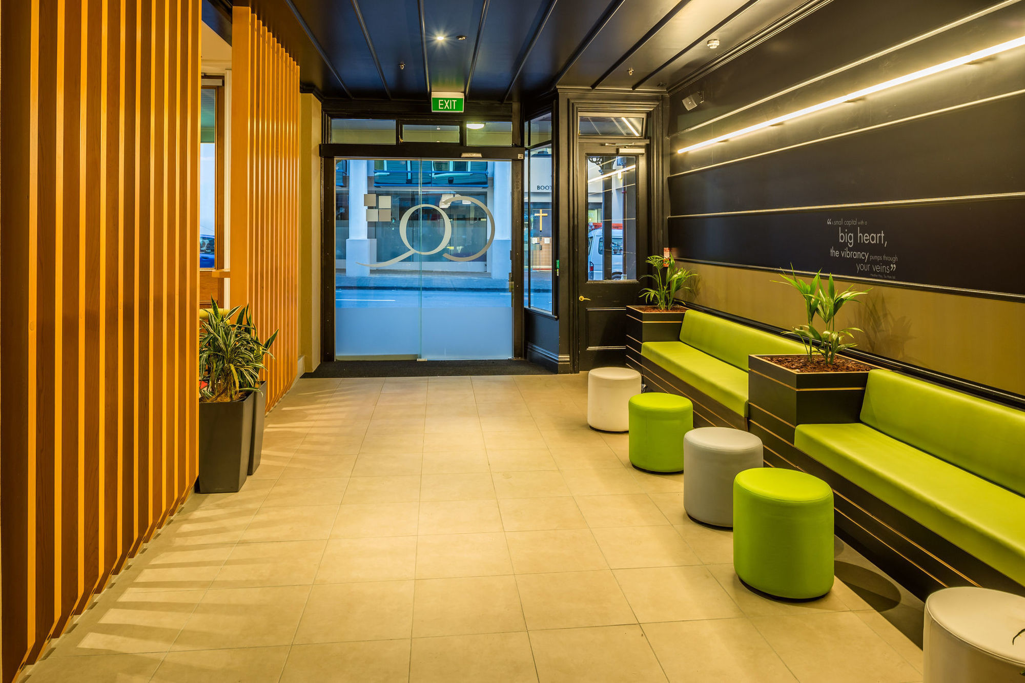 Naumi Hotel Уелингтън Интериор снимка