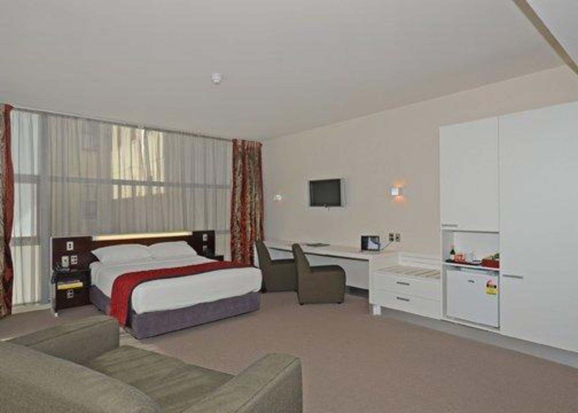Naumi Hotel Уелингтън Екстериор снимка